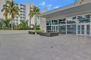 2950 NE 188th St, Aventura, FL 33180 - Photo 37