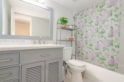 5750 Collins Ave #3J, Miami Beach, FL 33140 - Photo 17