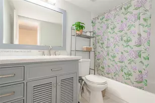 5750 Collins Ave, Miami Beach, FL 33140 - Photo 17