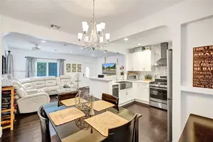 440 NW 38th Ct, Miami, FL 33126 - Photo 7