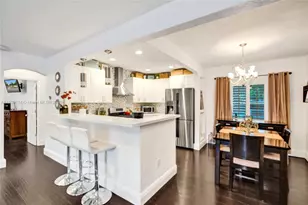 440 NW 38th Ct, Miami, FL 33126 - Photo 1