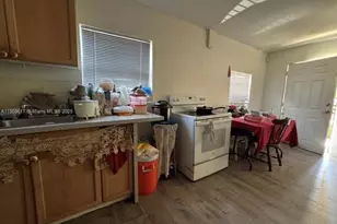 2512 NW 13th Ave, Miami, FL 33142 - Photo 15