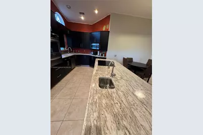 1411 Seagrape Cir, Weston, FL 33326 - Photo 5