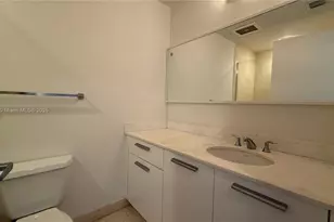 1060 Brickell Ave, Miami, FL 33131 - Photo 29