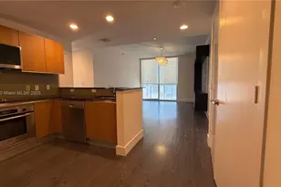 1060 Brickell Ave, Miami, FL 33131 - Photo 11
