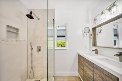 125 NW 100th Ter, Miami Shores, FL 33150 - Photo 45