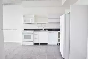 690 SW 1st Ct, Miami, FL 33130 - Photo 3