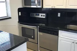 1100 W 35th St, Hialeah, FL 33012 - Photo 7