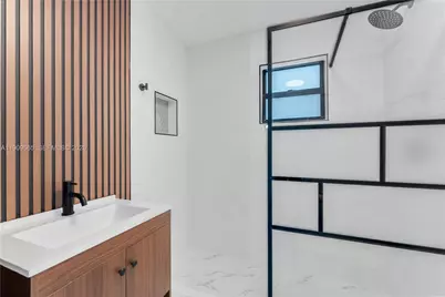 3040 NW 96th St, Miami, FL 33147 - Photo 9