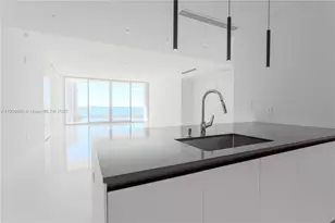 300 Biscayne Blvd Way, Miami, FL 33131 - Photo 5