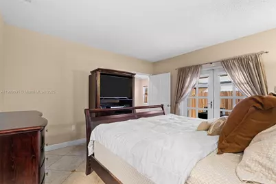 3510 SW 13th St, Miami, FL 33145 - Photo 13