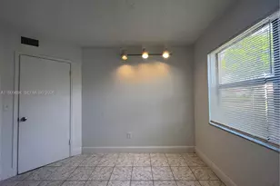 842 NE 209th St, Miami, FL 33179 - Photo 9