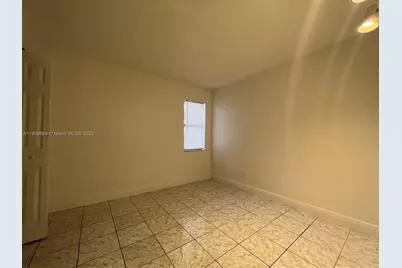 842 NE 209th St #103, Miami, FL 33179 - Photo 11
