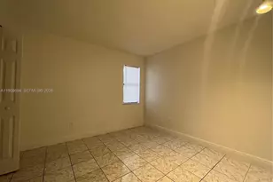 842 NE 209th St, Miami, FL 33179 - Photo 13