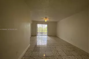 842 NE 209th St, Miami, FL 33179 - Photo 5
