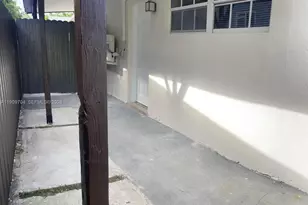 11930 SW 199th St, Miami, FL 33177 - Photo 33