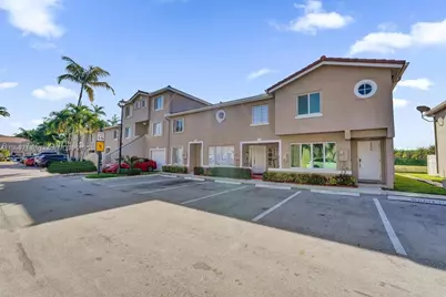 174 Riviera Cir #27-4, Weston, FL 33326 - Photo 5