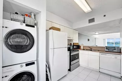 174 Riviera Cir #27-4, Weston, FL 33326 - Photo 15