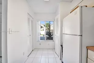 174 Riviera Cir, Weston, FL 33326 - Photo 13