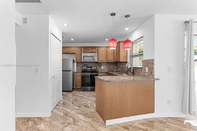 4404 SW 7th Ave, Cape Coral, FL 33914 - Photo 11