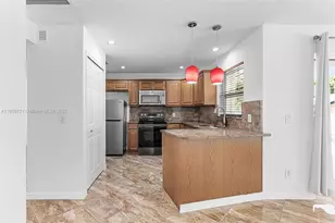 4404 SW 7th Ave, Cape Coral, FL 33914 - Photo 11