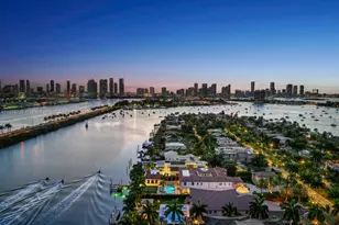 210 Palm Ave, Miami Beach, FL 33139 - Photo 35