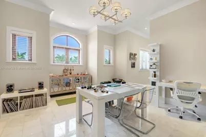 210 Palm Avenue, Miami Beach, FL 33139 - Photo 29