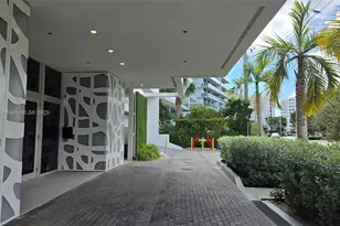 9261 E Bay Harbor Dr, Bay Harbor Islands, FL 33154 - Photo 5