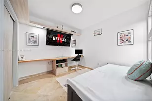 9401 NE Collins Ave, Surfside, FL 33154 - Photo 23