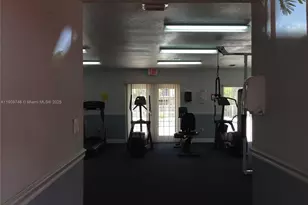 5201 Geneva Way, Doral, FL 33166 - Photo 17