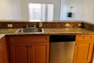 5201 Geneva Way, Doral, FL 33166 - Photo 3