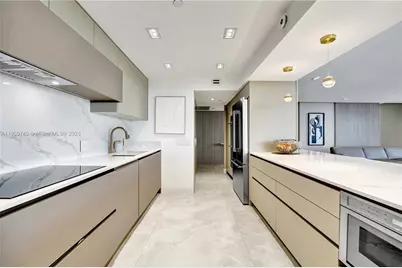 19667 Turnberry Way #27J, Aventura, FL 33180 - Photo 17