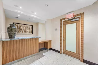 253 NE 2nd St #219, Miami, FL 33132 - Photo 15