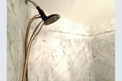 253 NE 2nd St #219, Miami, FL 33132 - Photo 5