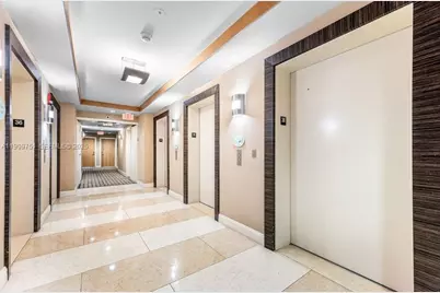 253 NE 2nd St #219, Miami, FL 33132 - Photo 19