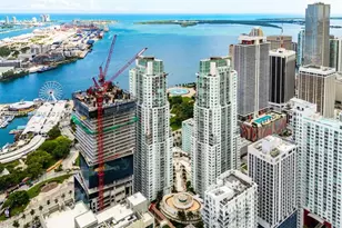 253 NE 2nd St, Miami, FL 33132 - Photo 37