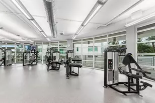 253 NE 2nd St, Miami, FL 33132 - Photo 27