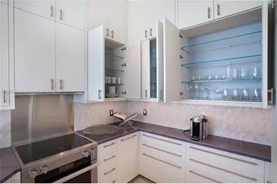 4401 Collins Ave #PH South, Miami Beach, FL 33140 - Photo 33