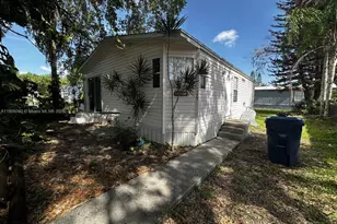 35250 SW 177th Ct, Homestead, FL 33034 - Photo 1