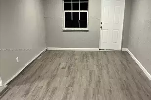 417 SW 8th Ave, Delray Beach, FL 33444 - Photo 11