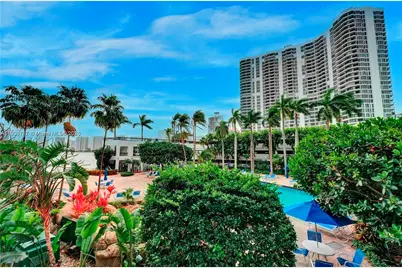 3600 Mystic Pointe Dr #310, Aventura, FL 33180 - Photo 35