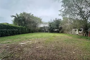 157 NW 104th St, Miami Shores, FL 33150 - Photo 1
