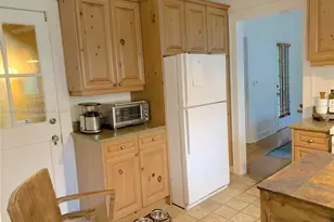 1306 Madrid St, Coral Gables, FL 33134 - Photo 9