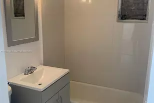 2181 NW 91st St, Miami, FL 33147 - Photo 7