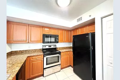 13820 NE 3rd Ct #109, North Miami, FL 33161 - Photo 3