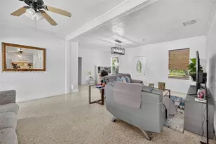 23825 SW 142nd Ave, Homestead, FL 33032 - Photo 9