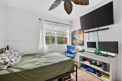 23825 SW 142nd Ave, Homestead, FL 33032 - Photo 19