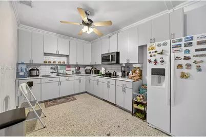 23825 SW 142nd Ave, Homestead, FL 33032 - Photo 11