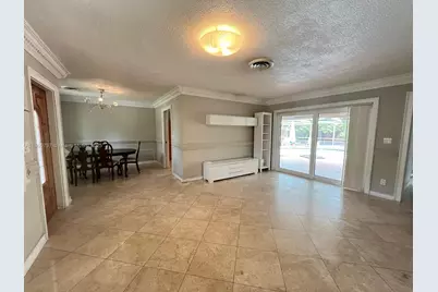 2001 N 41st Ave #0, Hollywood, FL 33021 - Photo 5