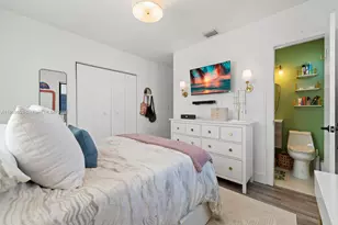 951 NE 155th Terrace, North Miami Beach, FL 33162 - Photo 17